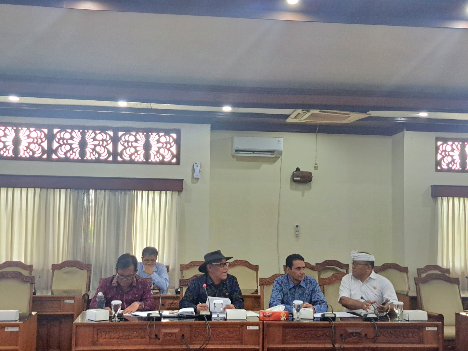 Pansus TRAP DPRD Bali Semprot Satpol PP! Proyek Kapel di Tebing Suluban Tetap Jalan, Aparat Bungkam Saat Dicecar