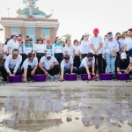 Pemkab Badung Bersinergi Dengan Kejati Bali Gelar Aksi Bersih Pantai Dan Pelepasan Tukik