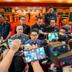 Bupati Badung  Apresiasi Pandangan Umum Fraksi DPRD