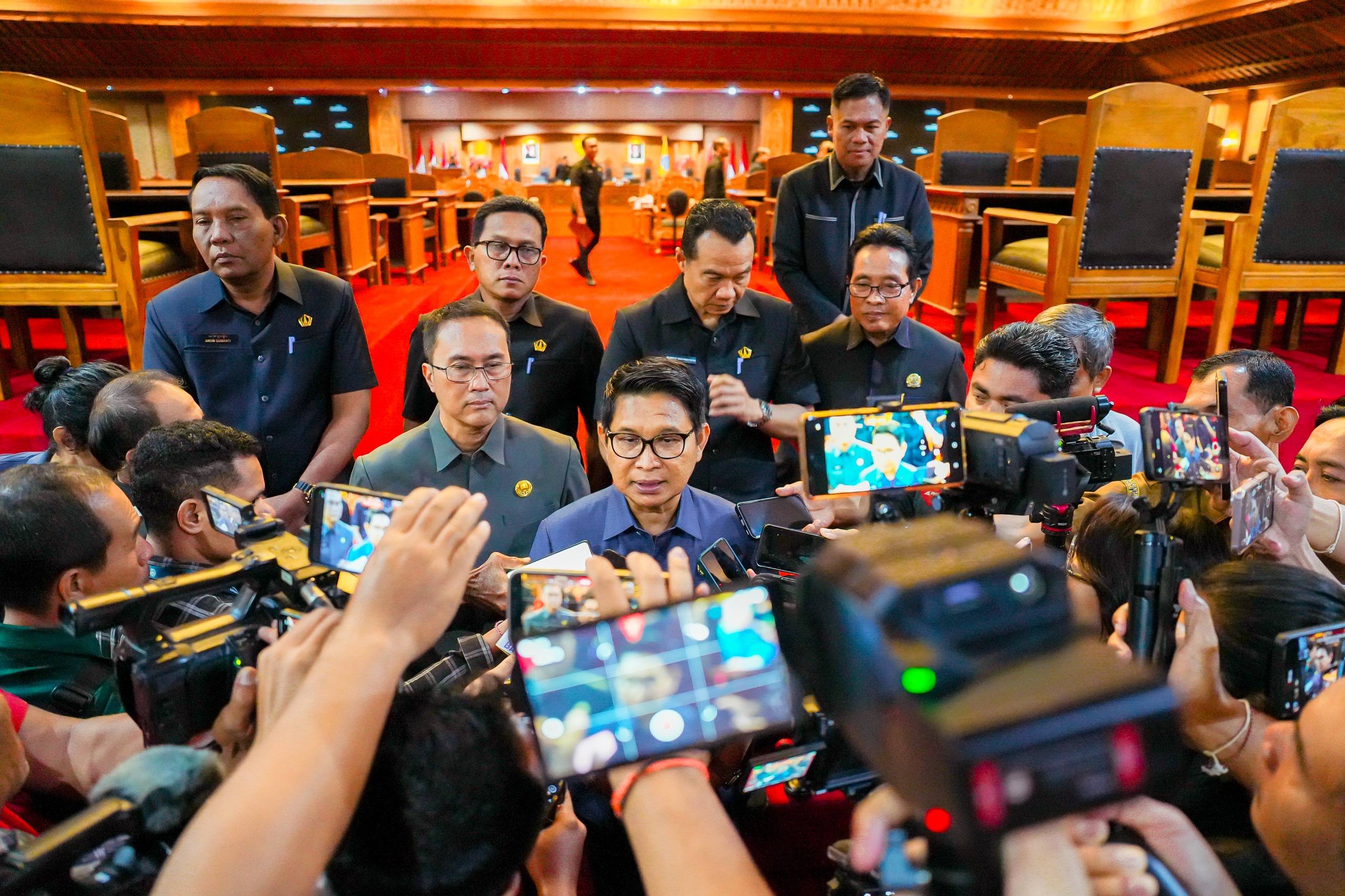 Bupati Badung Apresiasi Pandangan Umum Fraksi DPRD