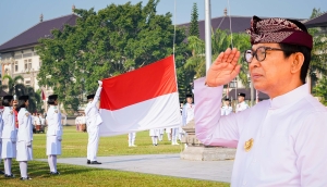 HUT  RI ke-81 : Bupati Adi Arnawa Ajak Jajaran Fokus Menuju Indonesia Emas 2045