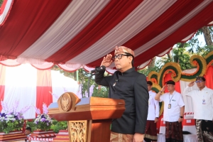 Wawali Arya Wibawa Pimpin Apel Hari Jadi ke-68 Provinsi Bali