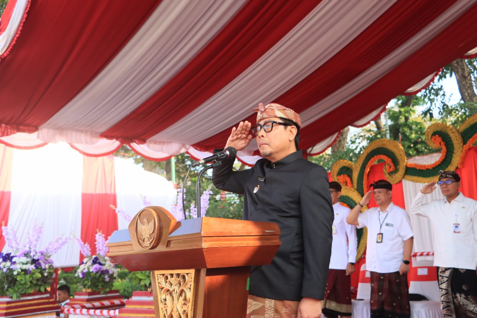 Wawali Arya Wibawa Pimpin Apel Hari Jadi ke-68 Provinsi Bali
