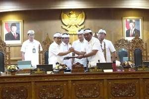 Tiga  Fraksi  Setuju  APBD  Perubahan  Badung  2026, DPRD  Tagih  Pembenahan  Infrastruktur  Pariwisata  