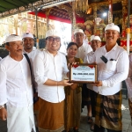 Rahina Purnama Kapat, Wawali Arya Wibawa Hadiri Pujawali Padudusan Alit Banjar Pegok