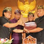 Sidang Paripurna DPRD Badung, Bupati Sampaikan Pertanggungjawaban APBD 2018 dan Rancangan KUA PPAS 2020