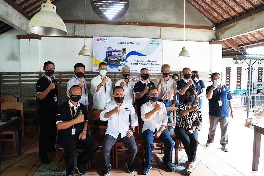 Nuril Islamiah Pemimpin Wilayah PT Pegadaian(Persero) Kanwil VII Denpasar : Kontribusi Insan Pers dalam Bisnis Pegadaian sangat dibutuhkan