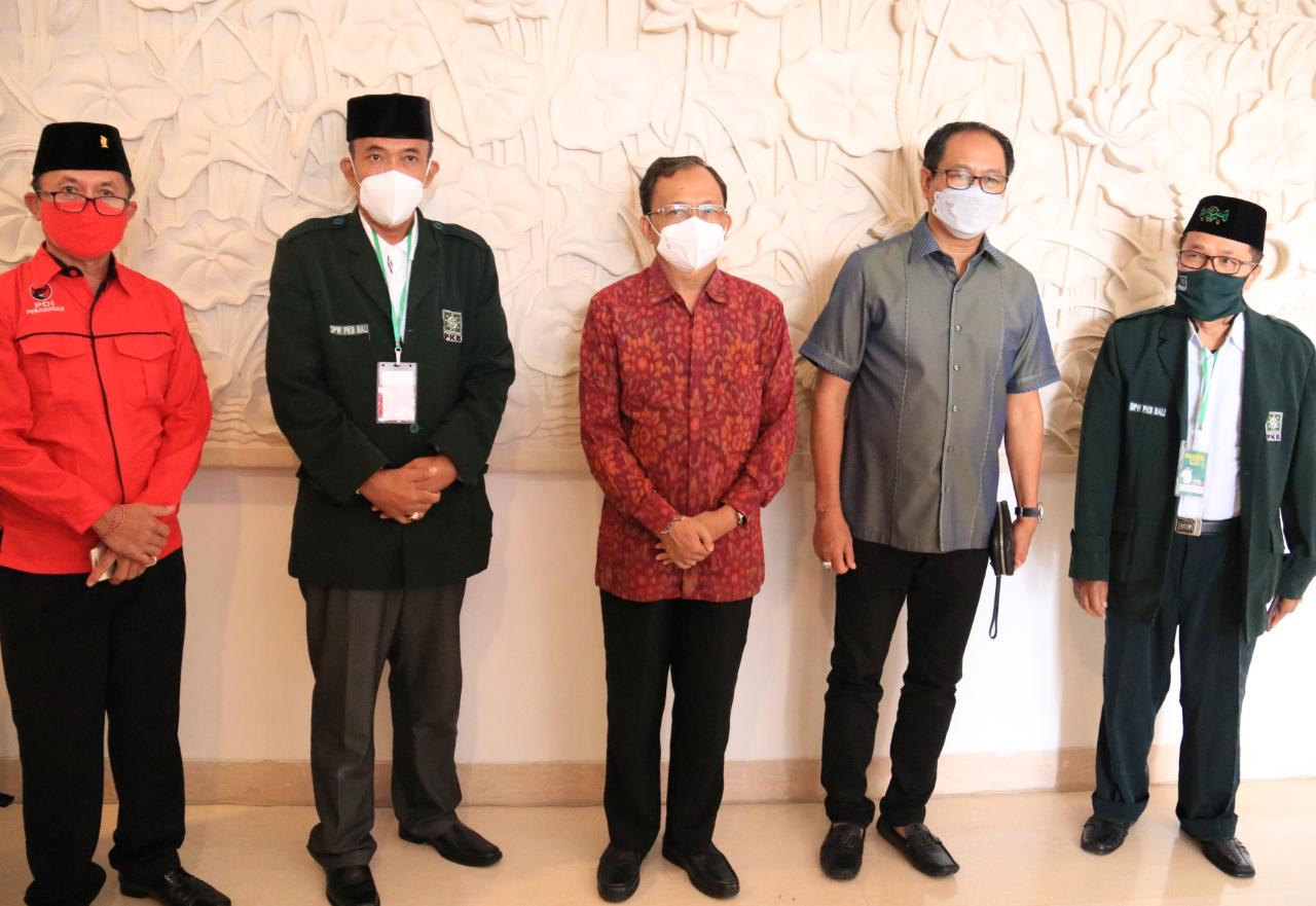Gubernur Koster Ajak DPW PKB Provinsi Bali Memutus Penyebaran Covid-19