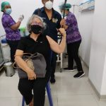 Lansia di Kota Denpasar Antusias Ikuti Vaksinasi Covid-19 Tahap II