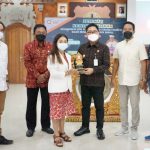 PJ. Sekda Made Toya Buka Program Padat Karya Tunai.