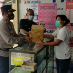 Wujudkan Kepedulian, Polres Gianyar Bagikan Paket Sembako.