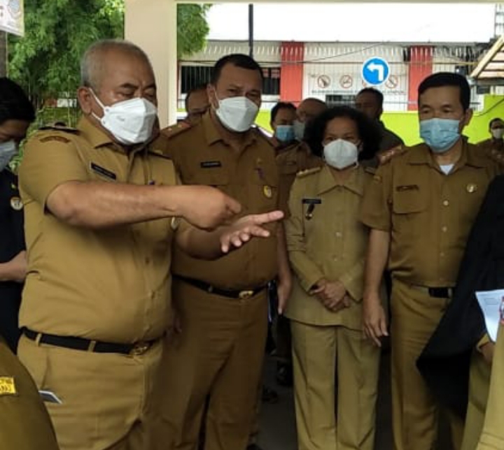 Walikota Bekasi Sidak Antrian Pelayanan Sosial di Kantor Dinas Sosial