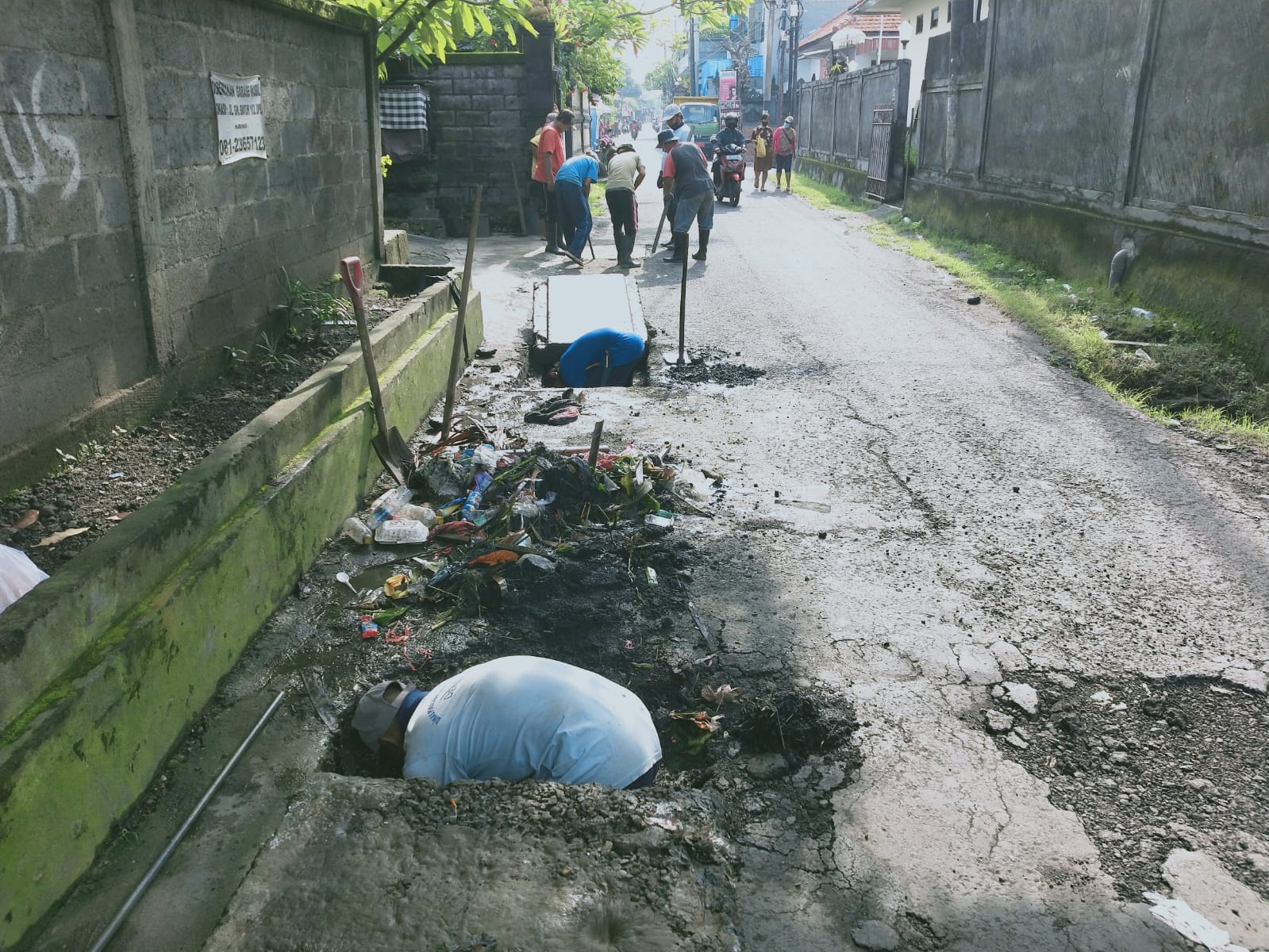 Dukung Keselamatan Berlalu Lintas, Dishub Denpasar Intensifkan Monev Marka Jalan dan Rambu Kau Lintas
