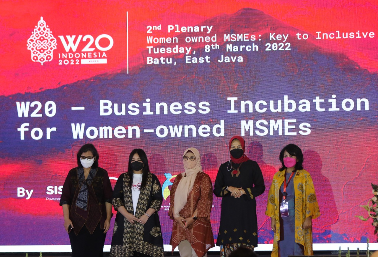 Pertemuan Kedua W20 di Batu Jawa Timur W20 Menginisiasi Aksi Nyata Dari Rencana Kerja 2022 Dorong Kemajuan UMKM Perempuan Melalui Transformasi Digital