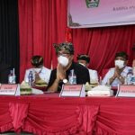 Bupati Tabanan Dukung Gotong-Royong Ngaben Masal Desa Adat Ole