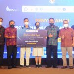 Serahkan Beasiswa BI 2022, Wagub Cok Ace Ajak Generasi Muda Bersiap Pada Transformasi Menuju Bali Era Baru