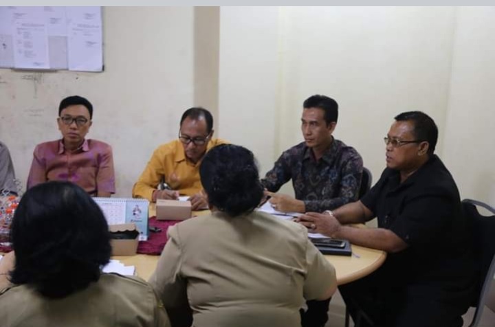 DPRD Kab.Klungkung  Soroti  Kondisi  Bangunan  SD di Nusa Penida