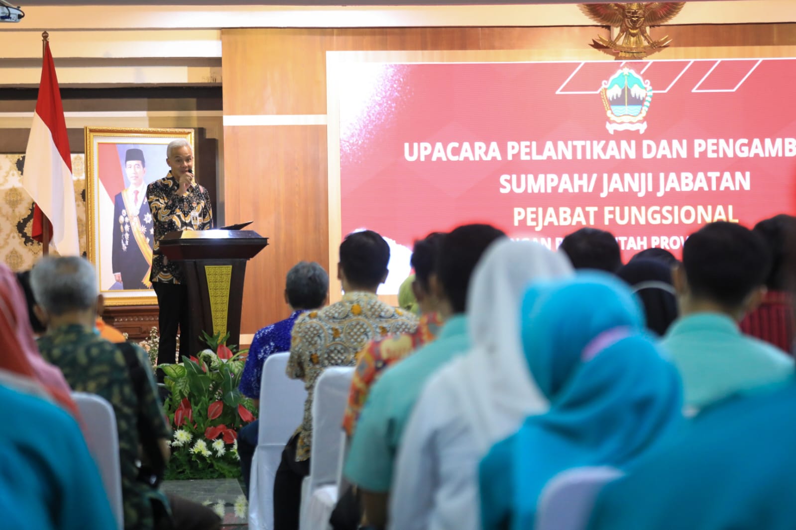 Lantik 866 Pejabat Fungsional, Ini Pesan Ganjar