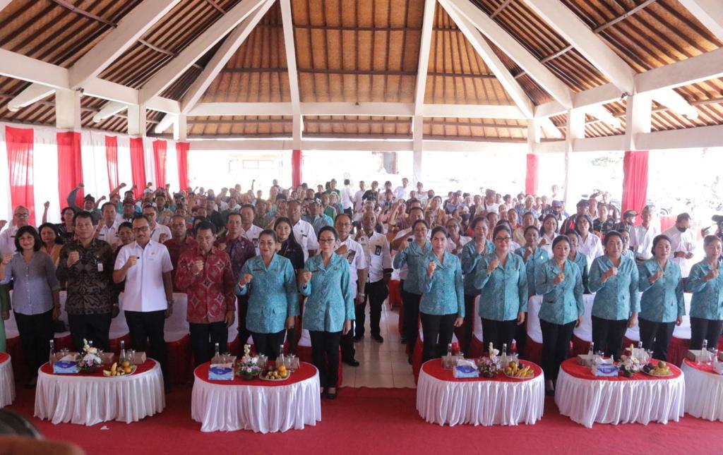 Bunda Rai Wahyuni Sanjaya, Hadiri dan Dukung Pasar Rakyat TP. PKK Buleleng