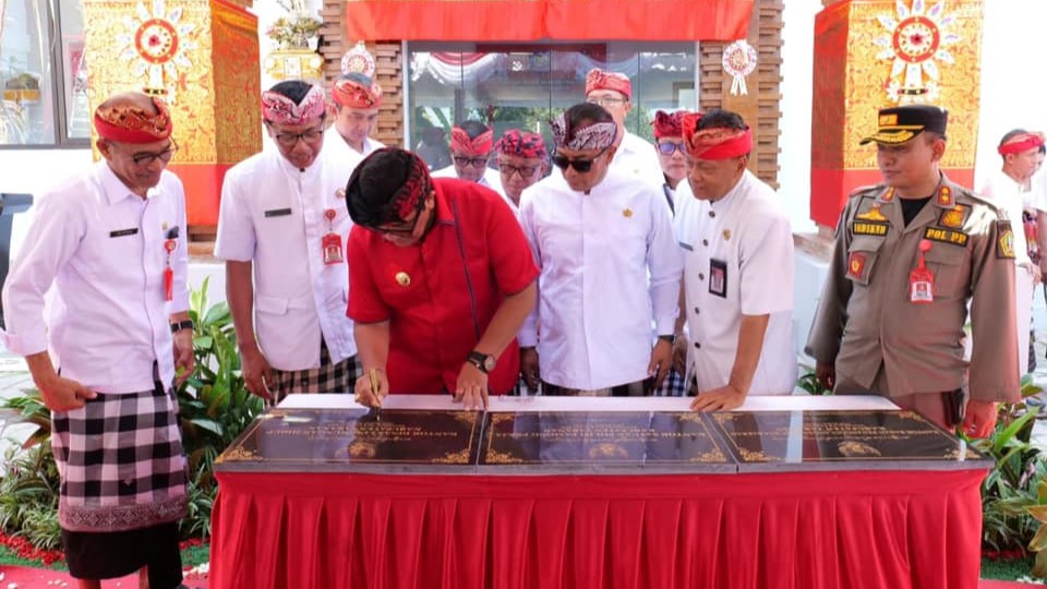 Bupati  Sanjaya Resmikan  Tiga Gedung Pemerintahan Baru 