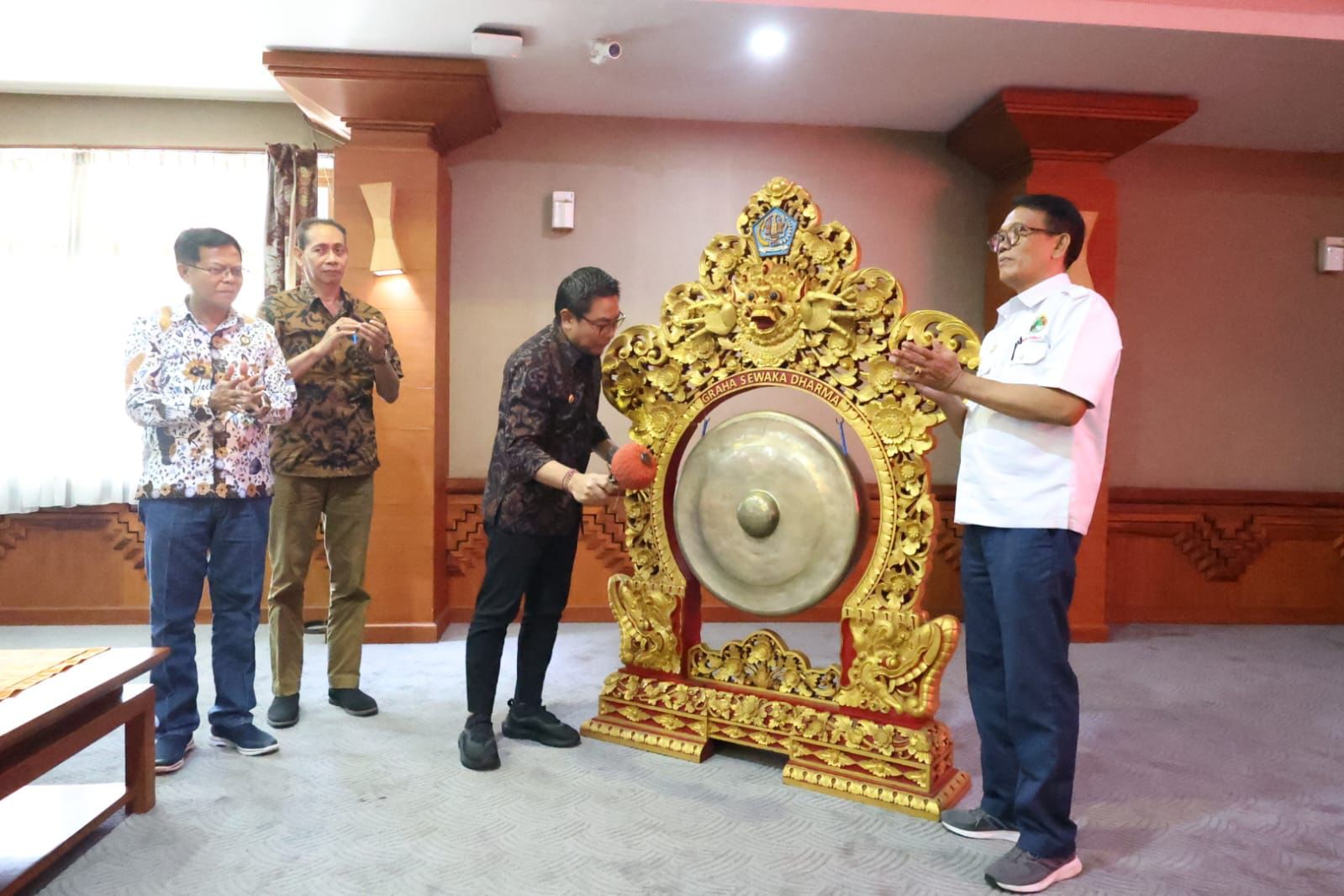 Wawali Arya Wibawa Buka Rakerda Dekopinda Kota Denpasar.