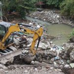 Pastikan Bantuan dan Solusi Jangka Panjang, Bupati Sanjaya Tinjau Dampak Bencana  di Desa Banjar Anyar, Kediri