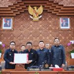 Seluruh Fraksi DPRD Denpasar Setujui Tiga Ranperda Strategis pada Rapat Paripurna Ke-44