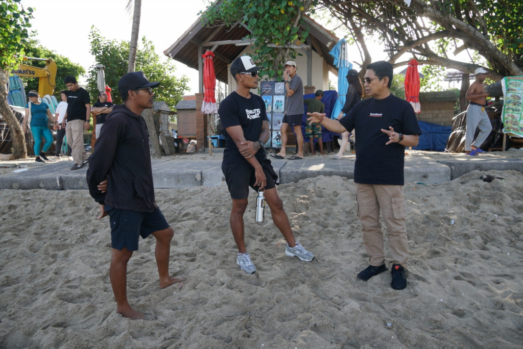 Pasca Abrasi, Pemkab Badung Tata Pasir Pantai Kuta