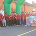 Lepas Jalan Sehat HUT PPNI Bali, Gubernur Koster Harap Peran Aktif Perawat Membangun Kesehatan Masyarakat