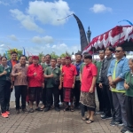 Pasar Rakyat PKK Bali Ramai ! Gubenur Koster Ajak Warga Belanja Produk Lokal, UMKM Didorong Bangkit