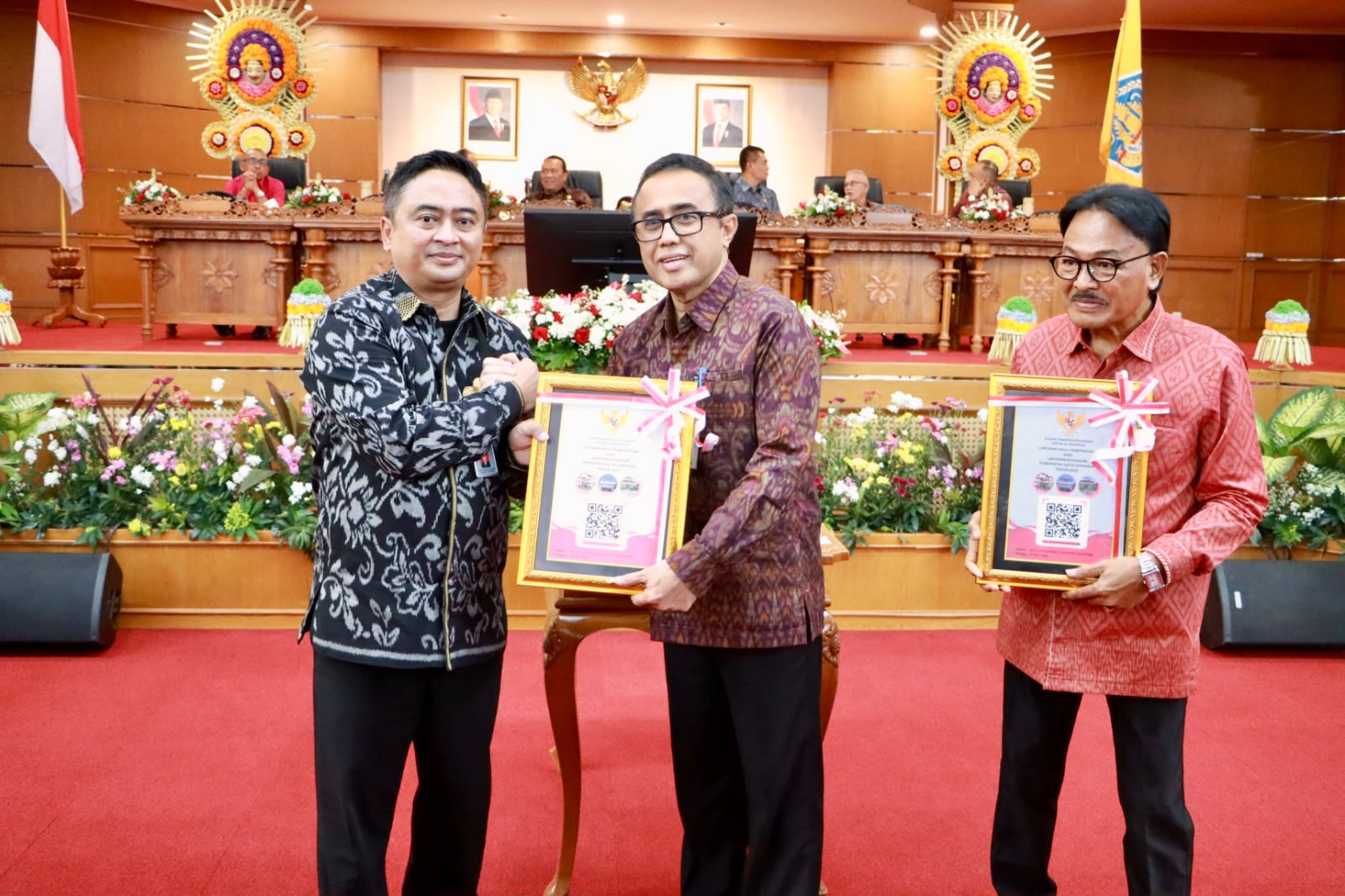Walikota Jaya Negara Terima LHP dari BPK RI Perwakilan Bali, Kota Denpasar Raih Opini WTP Ke-14