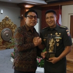 Wawali Denpasar Arya Wibawa Hadiri Pisah Sambut Komandan Kodim 1611/Badung